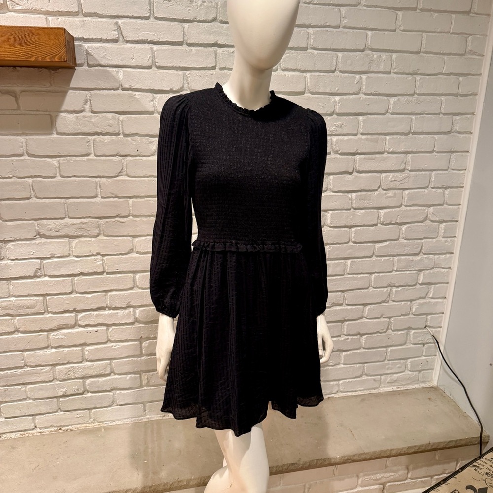 NWT Gianni Bini Black Smocked Mini Dress M Long Sleeve Boho Ruffle Flowy Chic - Picture 2 of 9